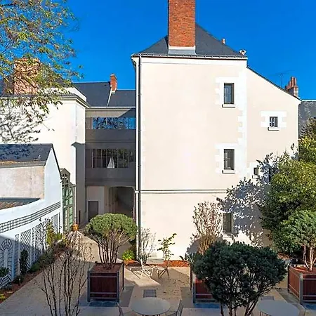 Les Tresorieres 5* Tours